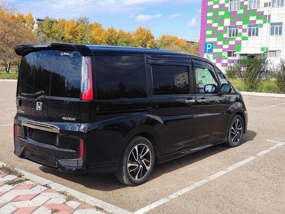 2015 Honda Stepwgn Spada V, чёрный - вид 4