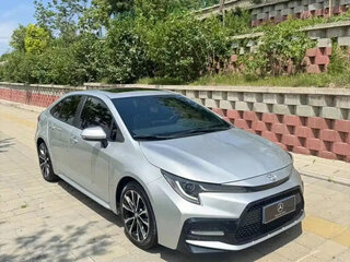 2022 Toyota Levin XII (E210) Рестайлинг, серебристый, 1790000 рублей, вид 1