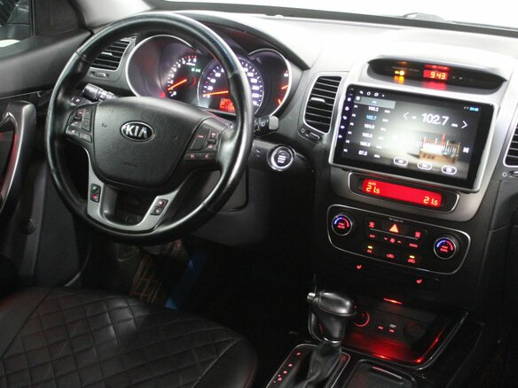 2017 Kia Sorento II Рестайлинг, серебристый, 2075000 рублей - вид 14