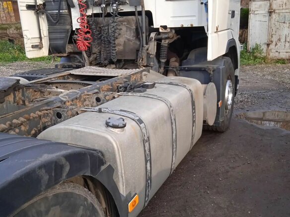 2012 Volvo FH, белый, 2750000 рублей - вид 5