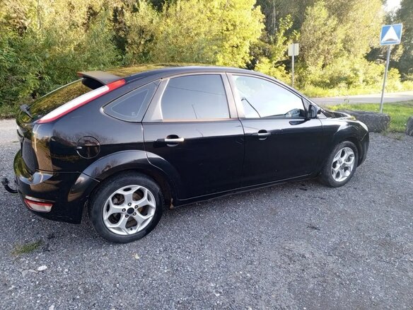 2010 Ford Focus II Рестайлинг, чёрный, 500000 рублей - вид 6