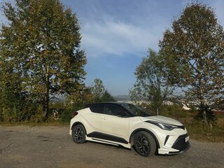 2020 Toyota C-HR I Рестайлинг, белый, 2500000 рублей, вид 2