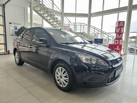 2010 Ford Focus II Рестайлинг, чёрный, 865000 рублей, вид 4