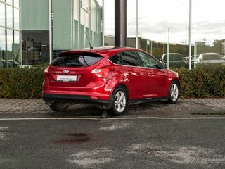 2011 Ford Focus III, красный, 750000 рублей, вид 2