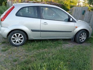 2007 Ford Fiesta Mk5, серебристый, 550000 рублей, вид 2