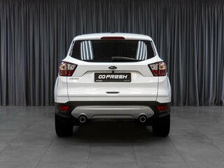 2018 Ford Kuga II Рестайлинг, белый, 1699000 рублей, вид 4