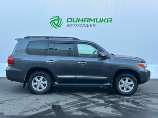 2013 Toyota Land Cruiser 200 Series Рестайлинг 1, серый, 3300000 рублей, вид 4
