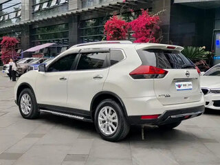 2022 Nissan X-Trail III Рестайлинг, белый, 1949004 рублей, вид 3