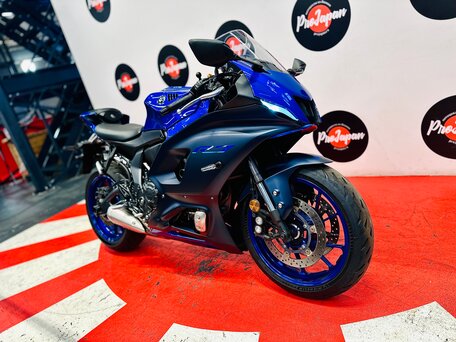 2022 Yamaha YZF-R7, синий, 820000 рублей, вид 3