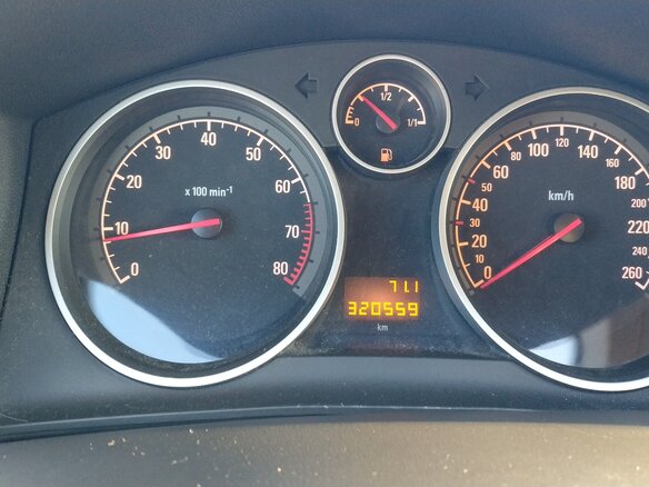 2011 Opel Astra H Рестайлинг, серый, 600000 рублей - вид 6