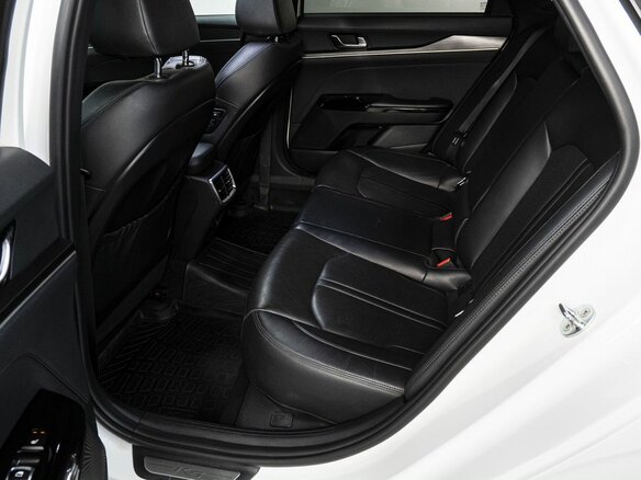 2021 Kia K5 III, белый, 3299000 рублей - вид 20