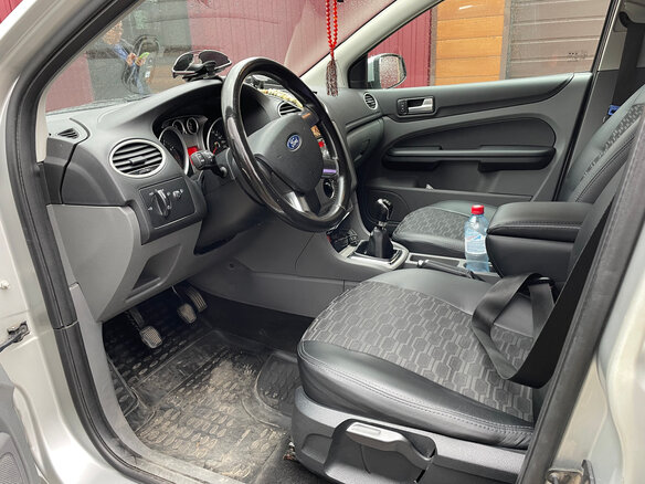 2008 Ford Focus II Рестайлинг, серебристый, 510000 рублей - вид 6