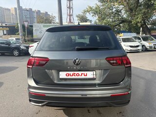 2021 Volkswagen Tiguan II Рестайлинг, серый, 2492000 рублей, вид 5