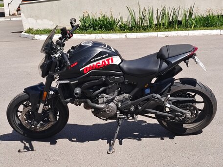 2021 Ducati Monster 937, чёрный, 739000 рублей, вид 2