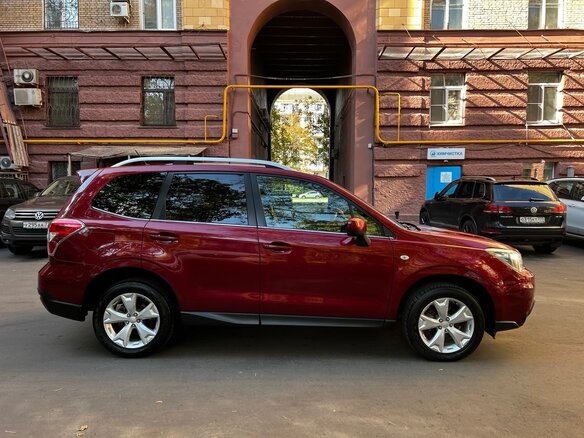2014 Subaru Forester IV, красный, 1500000 рублей - вид 2