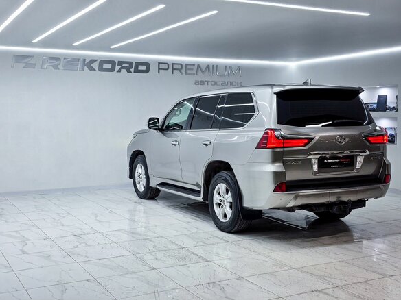 2016 Lexus LX 450d III Рестайлинг 2, серый, 5700000 рублей - вид 27