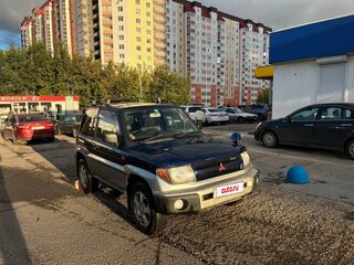 1998 Mitsubishi Pajero iO, синий, 700000 рублей, вид 2