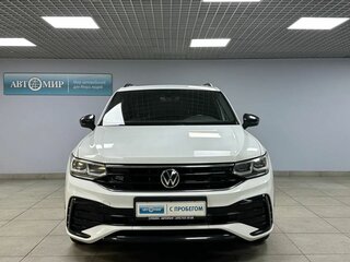 2021 Volkswagen Tiguan II Рестайлинг, белый, 3747000 рублей, вид 2