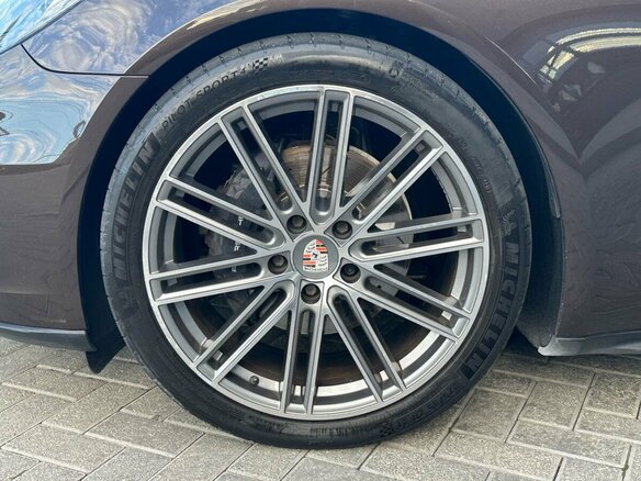2017 Porsche Panamera 4 II, коричневый, 5250000 рублей - вид 6