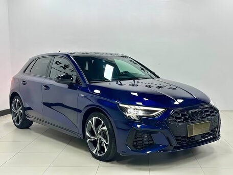 2023 Audi A3 Sportback 35 TFSI IV (8Y), синий, 2199000 рублей, вид 3