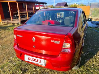2010 Renault Logan I Рестайлинг, красный, 330000 рублей, вид 4