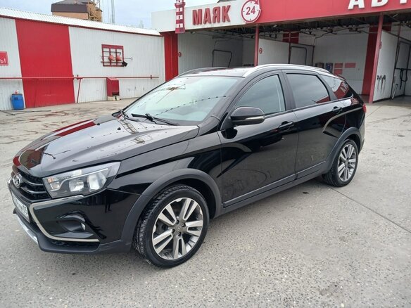 2020 Lada (ВАЗ) Vesta SW Cross I, чёрный, 970000 рублей