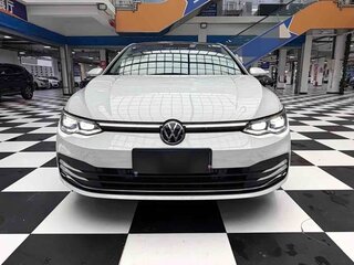2023 Volkswagen Golf VIII, белый, 1620000 рублей, вид 2