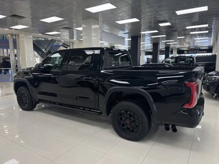 2026 Toyota Tundra CrewMax III, чёрный, 10500000 рублей, вид 4