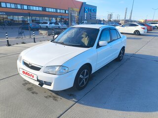 1998 Mazda Familia VIII (BJ), белый, 230000 рублей, вид 1