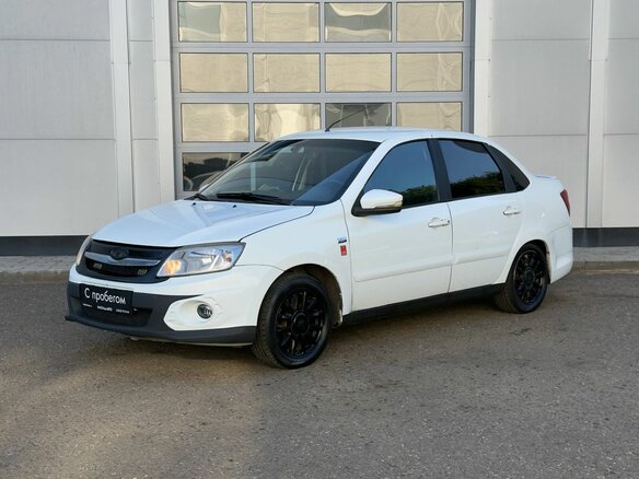 2015 Lada (ВАЗ) Granta Sport I, белый, 431000 рублей