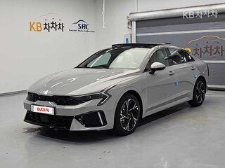 2026 Kia K5 III Рестайлинг, серый, 3100020 рублей, вид 2