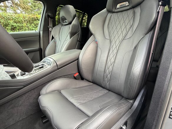 2025 BMW X6 30d III (G06) Рестайлинг, серый - вид 10