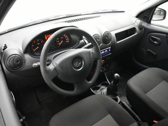 2020 LADA (ВАЗ) Largus, белый, 650000 рублей - вид 4