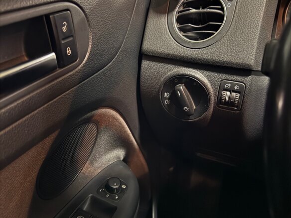 2013 Volkswagen Golf Plus II, серебристый, 700000 рублей - вид 13