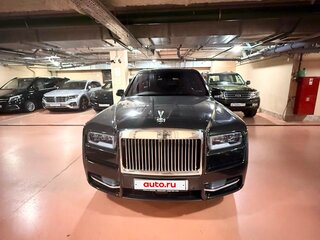 2020 Rolls-Royce Cullinan I (Series I), зелёный, 26500000 рублей, вид 3