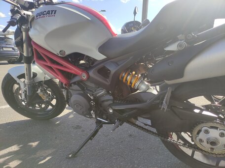 2012 Ducati Monster 796, белый, 590000 рублей, вид 3