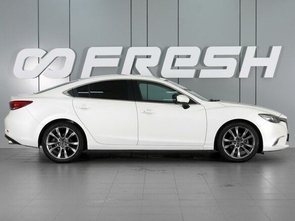 2018 Mazda 6 III (GJ) Рестайлинг, белый, 1899000 рублей - вид 4