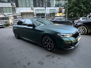 2022 BMW 5 серии 530i xDrive VII (G30/G31/G38) Рестайлинг, чёрный, 5600000 рублей, вид 4