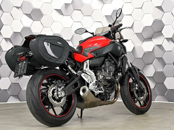2014 Yamaha MT-07 (FZ-07), красный, 697000 рублей - вид 6