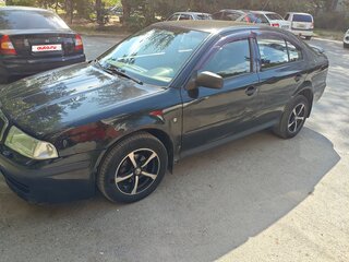 2008 Skoda Octavia I (A4) Рестайлинг, чёрный, 330000 рублей, вид 3