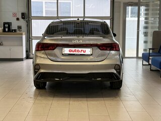 2021 Kia Cerato IV Рестайлинг, серый, 2100000 рублей, вид 3