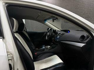 2011 Mazda 3 II (BL) Рестайлинг, белый, 870000 рублей, вид 4