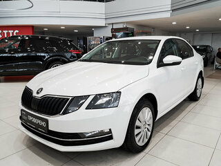 2019 Skoda Octavia III (A7) Рестайлинг, белый, 1620000 рублей, вид 1