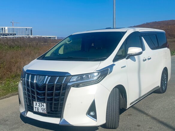 2019 Toyota Alphard III Рестайлинг, белый, 4450000 рублей - вид 5