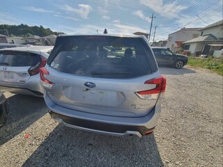 2023 Subaru Forester V Рестайлинг, серебристый, 2695000 рублей, вид 5