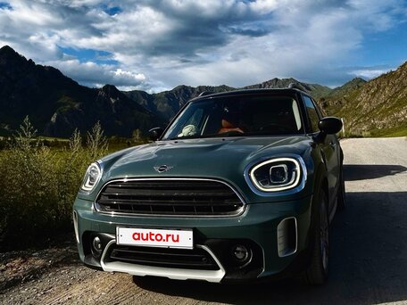 2021 Mini Countryman Cooper II Рестайлинг, зелёный, 3300000 рублей, вид 1