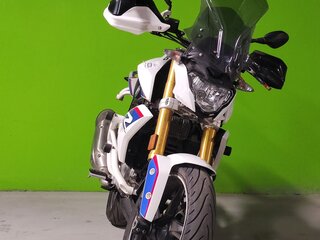 2017 BMW G 310 R, белый, 310000 рублей, вид 1