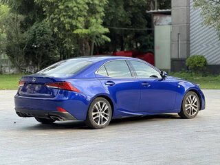 2019 Lexus IS 300 III Рестайлинг, синий, 3865008 рублей, вид 4
