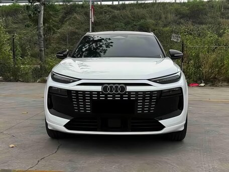 2026 Audi Q6L e-tron, белый, 6140000 рублей, вид 2