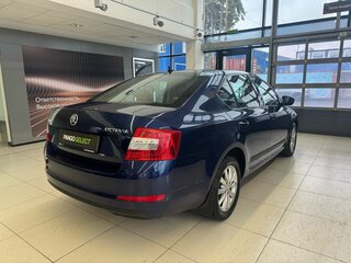 2017 Skoda Octavia III (A7), синий, 1699000 рублей, вид 4